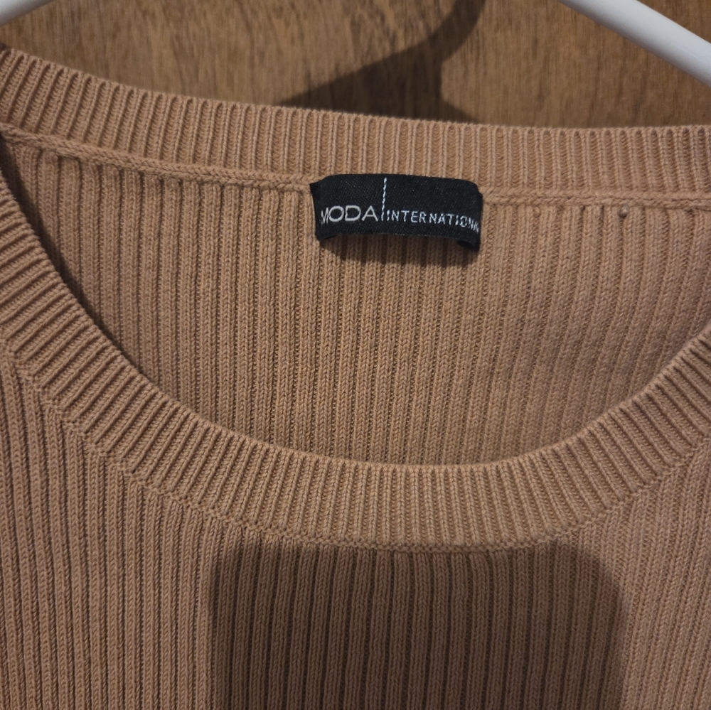 Moda International Ribbed Sweater- Size Small - Picture 3 of 5